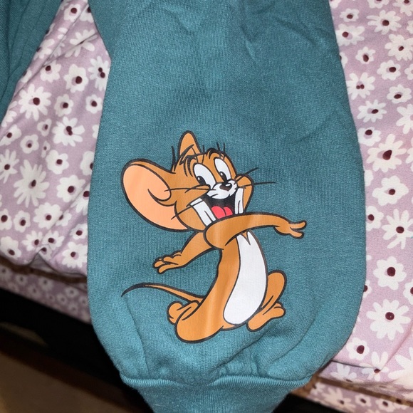 Warner Bros. Teal Tom and Jerry Hoodie - Picture 3 of 4